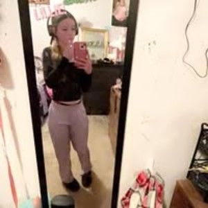 Meet your Posher, Reina